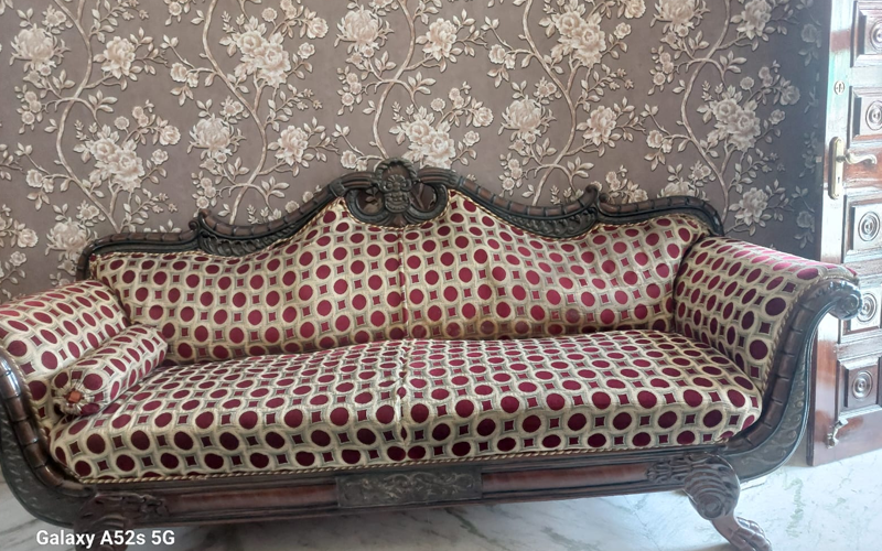 Gulshad Sofa And Chair