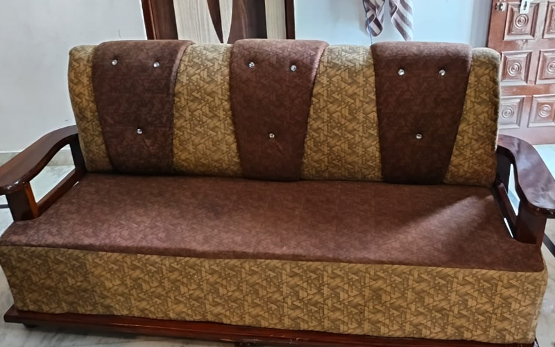 Gulshad Sofa And Chair